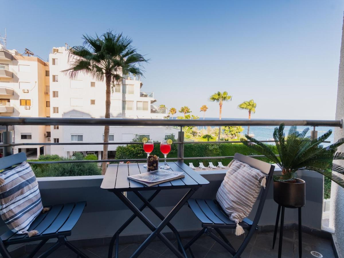 Sanders Ermitage On The Beach - Delightful 1-Bedroom Apartment With Sea View Limassol Exterior foto